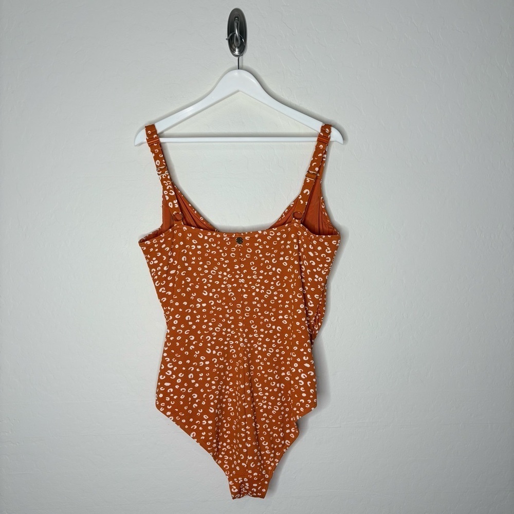 Artesands Orange Chee'tah Botticelli Twist Front One piece Swimsuit Size 16+ D/E - Picture 8 of 10